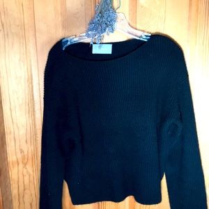 Lovely Everlane cashmere sweater